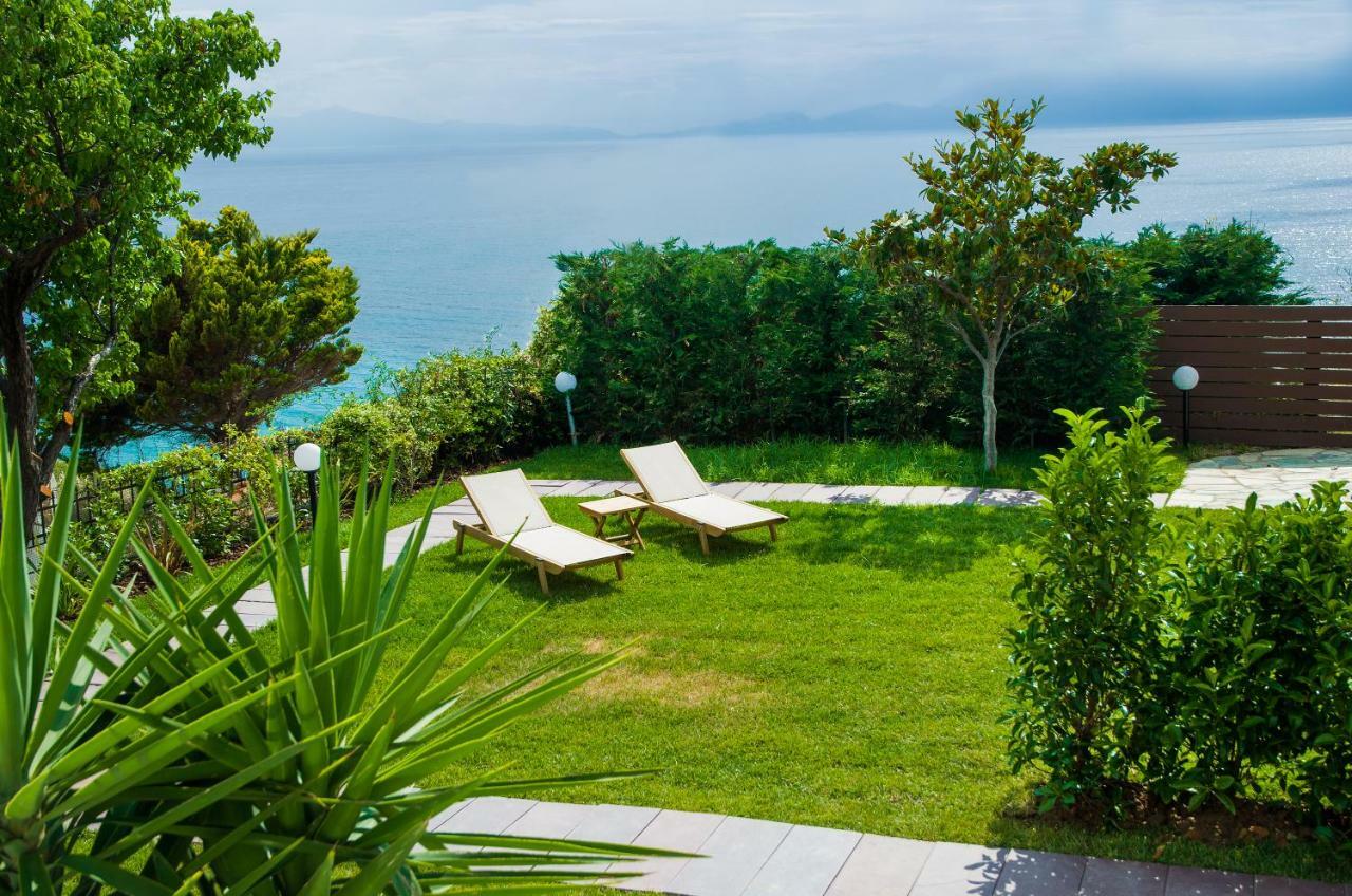 Thea Suites Potidea Nea Poteidaia Exterior photo
